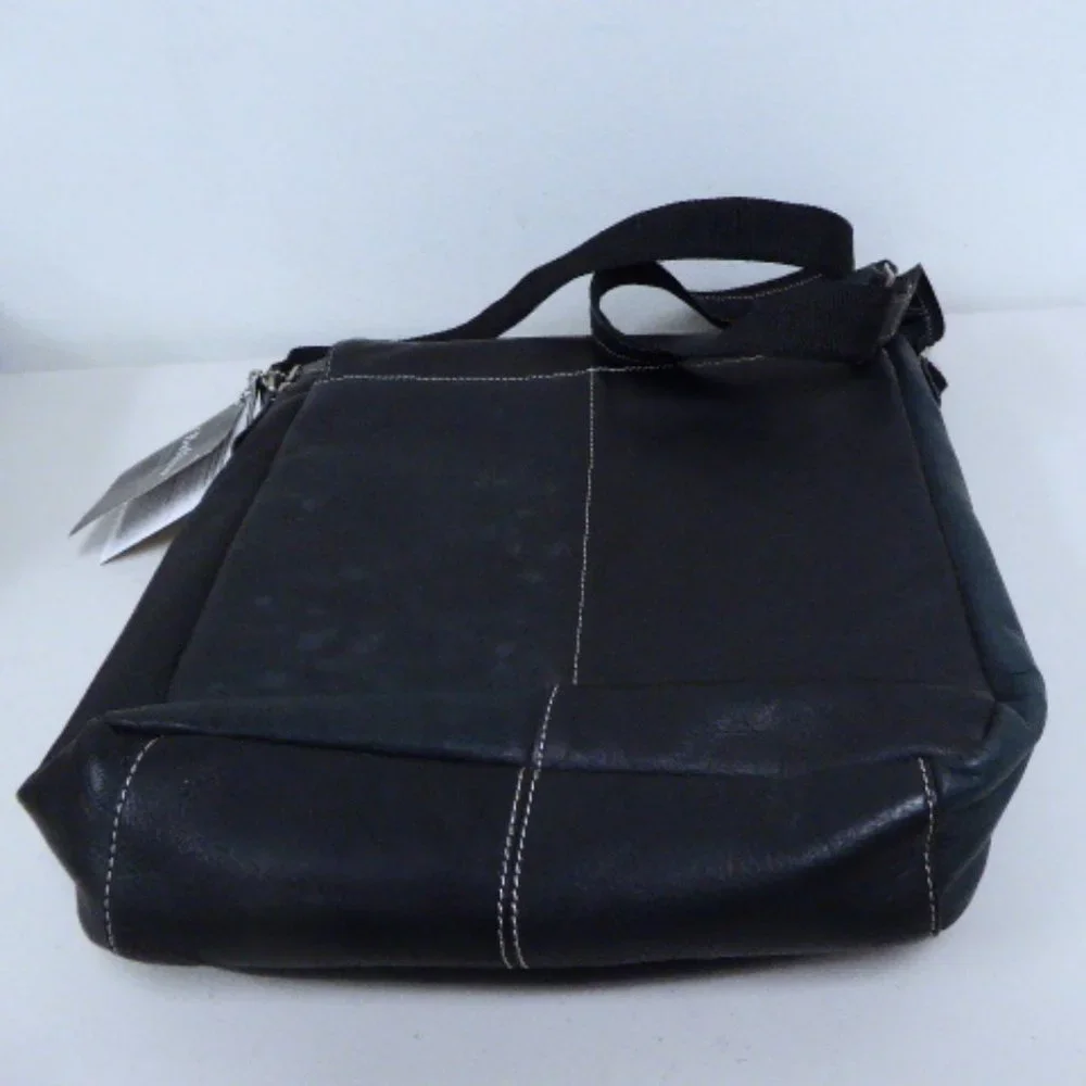 Bellino Paramount Pictures computer black leather bag messenger